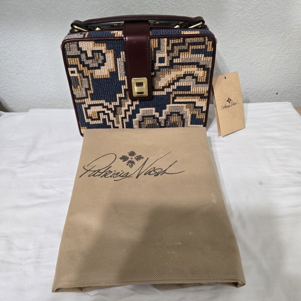 NWT Patricia Nash Red Peruvian Tapestry Crossbody Bag